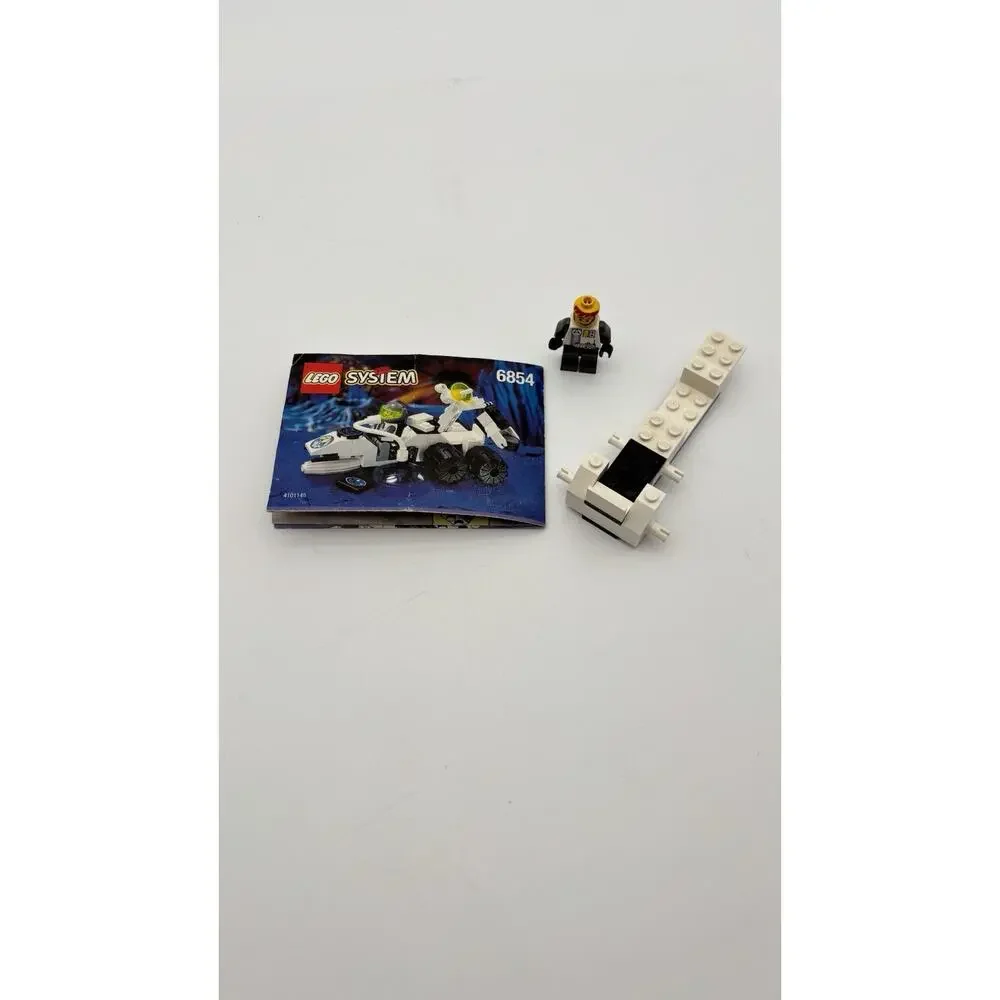 LEGO System: Alien Fossilizer (6854) - Not Complete w/ Instructions And Mini Fig